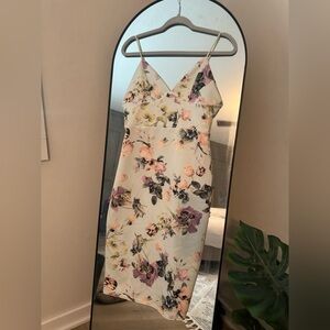Petite bodycon floral dress midi NWT